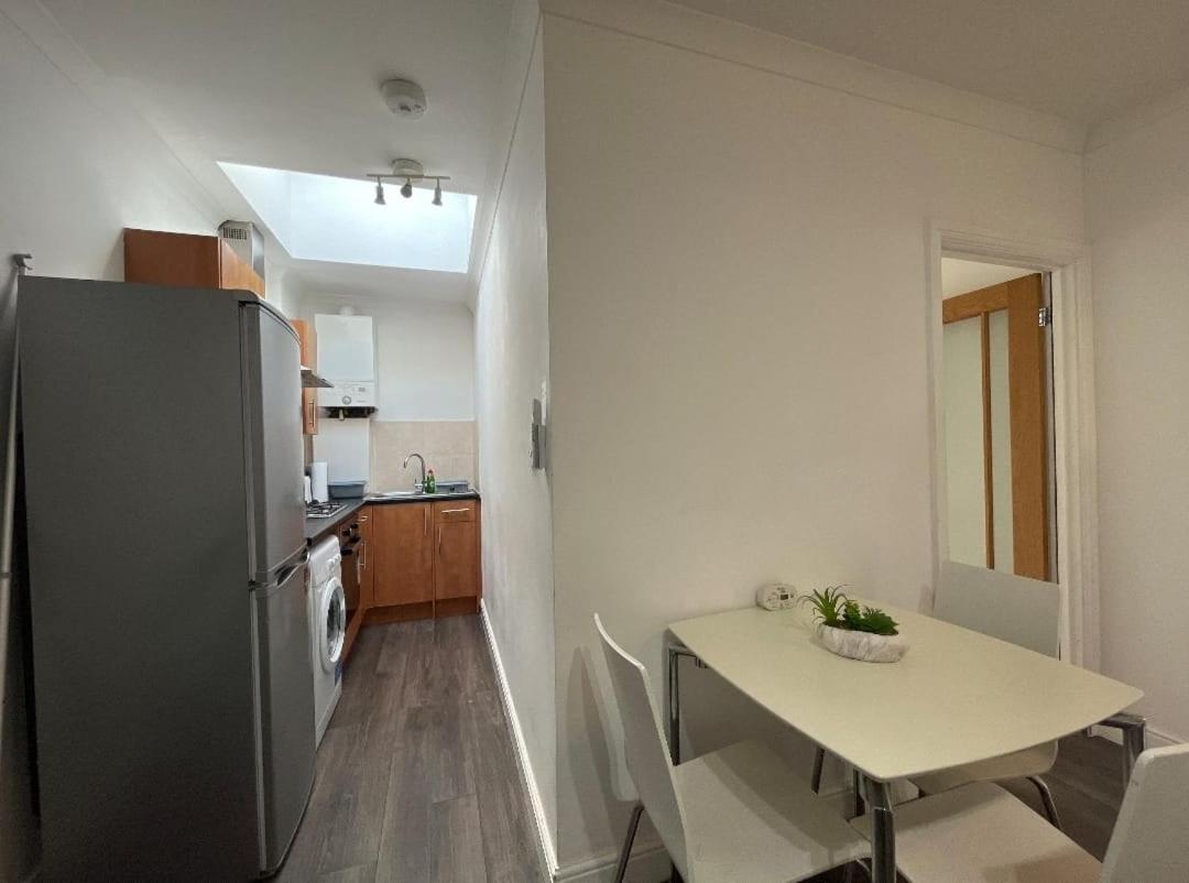 Flat 6, 419 Fulham Lägenhet London Exteriör bild